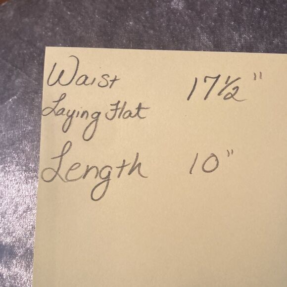 Arizona Jean Company distressed raw edge shortie shorts, size 15, good condition - Picture 10 of 10